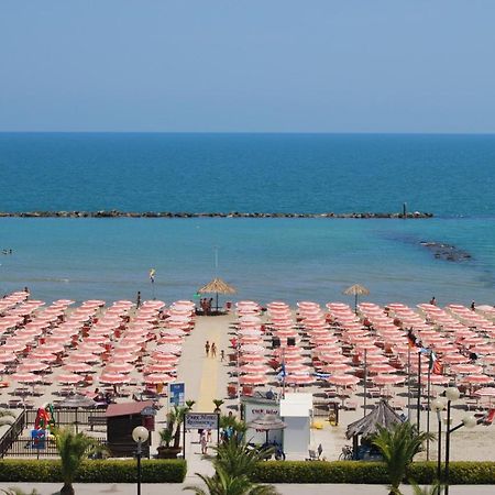 Villa Luigi Hotel & Restaurant Nuova Gestione Villa Rosa Di Martinsicuro Экстерьер фото