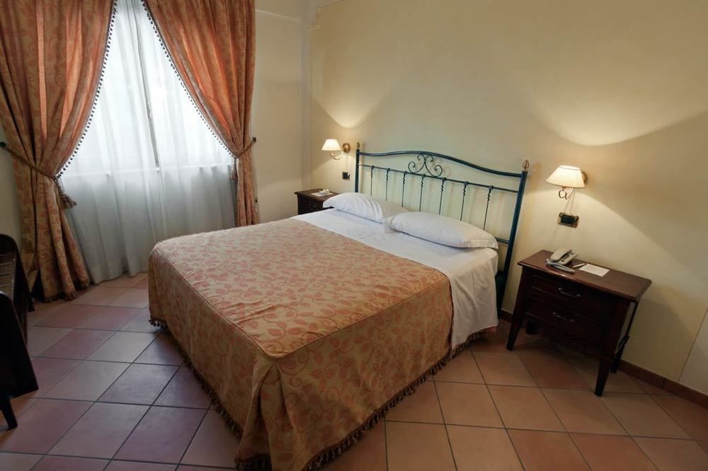 Villa Luigi Hotel & Restaurant Nuova Gestione Villa Rosa Di Martinsicuro Экстерьер фото